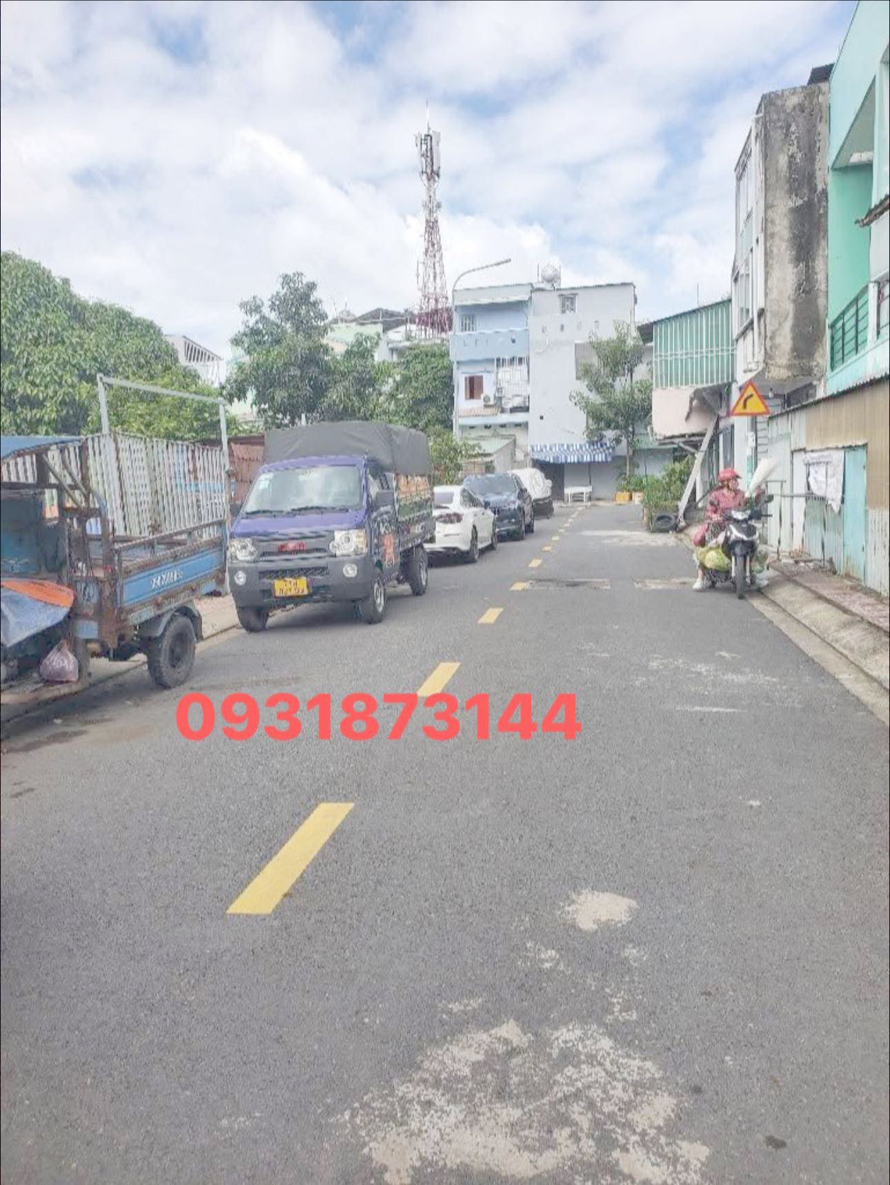 Nhà mới đẹp 2 lầu, sân thượng, hẻm 8m gần Aeon Mall Bình Tân 6,75 tỷ