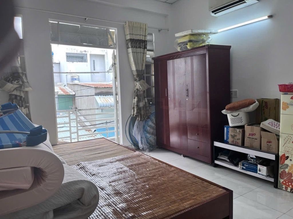 Nhà 1 trệt 1 lầu sát mặt tiền kinh doanh, vườn lài, Quận 11, chỉ nhỉnh 4 tỷ