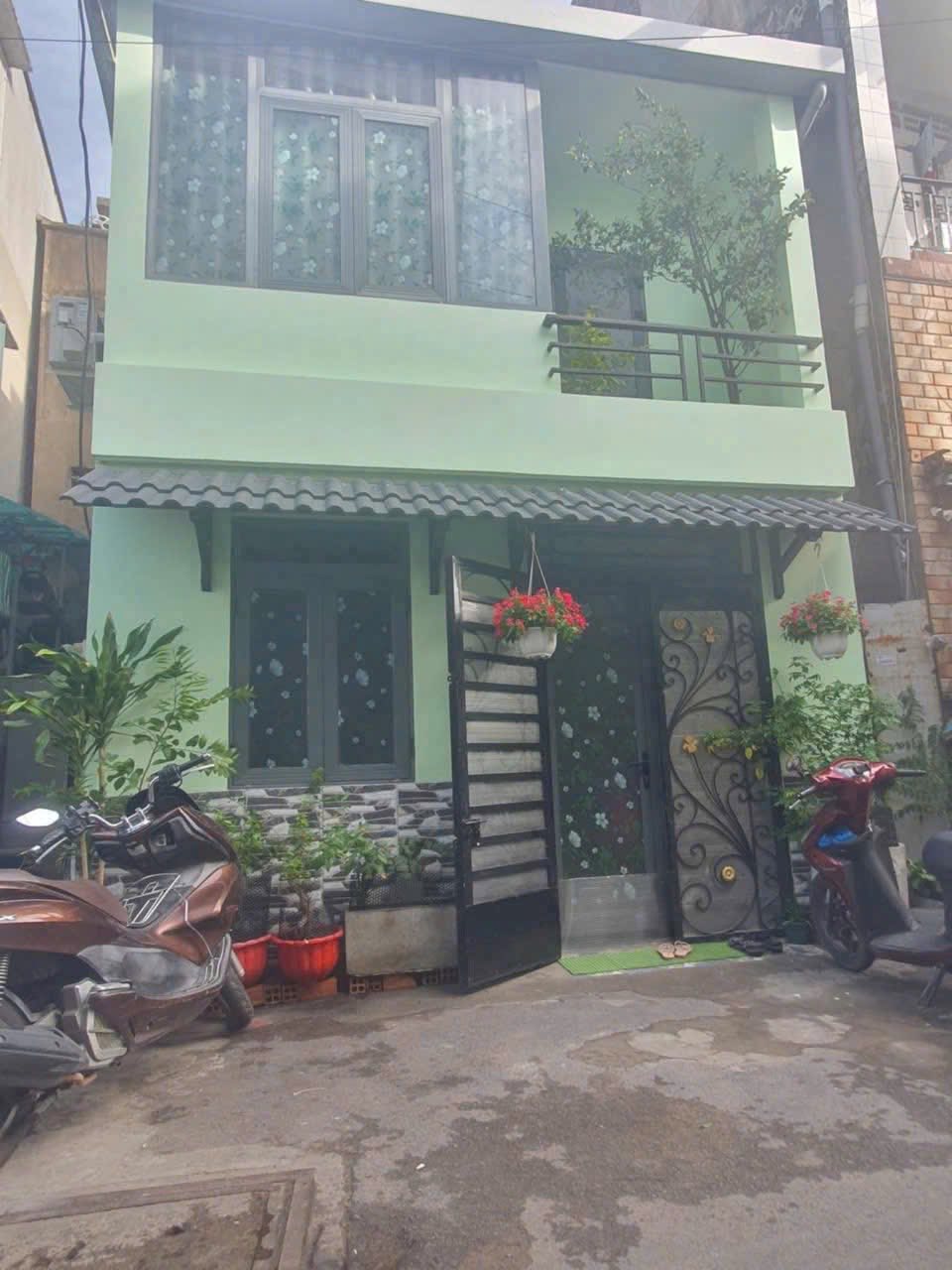 Nhà 2 tầng hẻm xe hơi thông đường Tân Hóa, Quận 6 - Giá tốt chỉ 3.05 tỷ