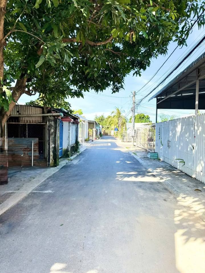 Nhà đẹp lung linh tọa lạc tại hẻm 27 Lạc Long Quân, Phường Tân Ninh, Thành phố Tây Ninh