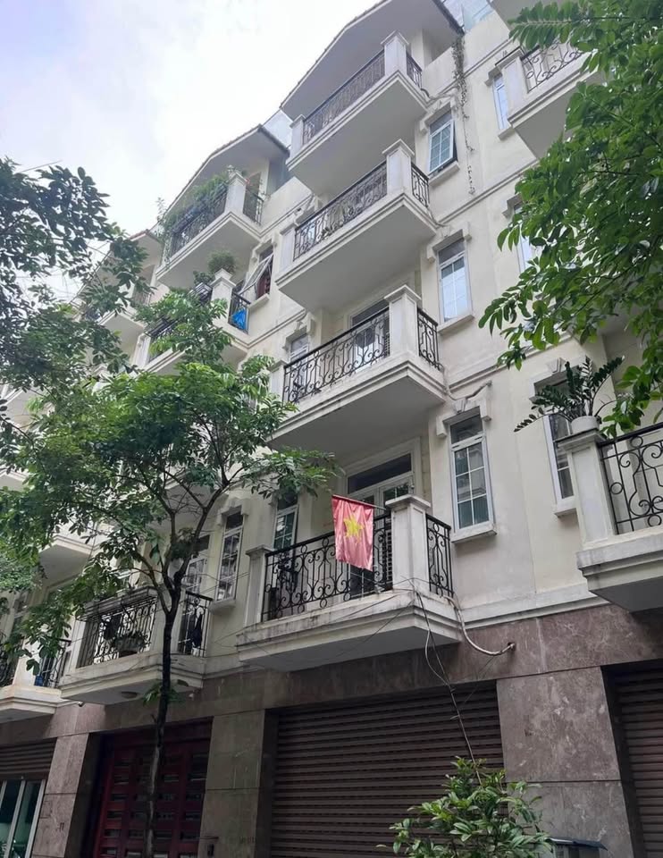 Nhà Nguyễn Huy Tưởng, kinh doanh sầm uất, thoáng sáng, nhỉnh 10 tỷ