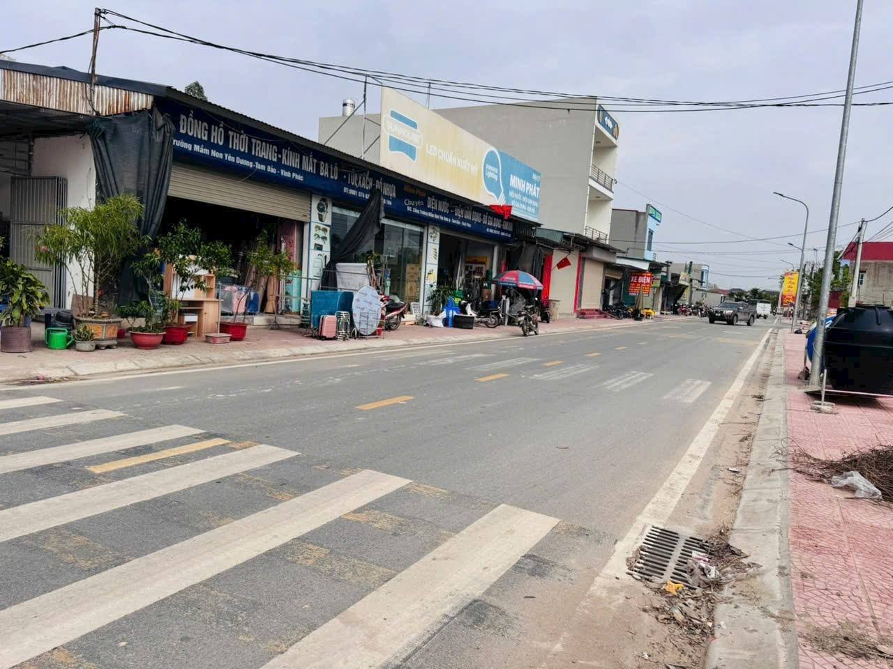 Lô đất vàng 120m² mặt tiền 6m, kinh doanh sầm uất tại Tam Đảo, Vĩnh Phúc