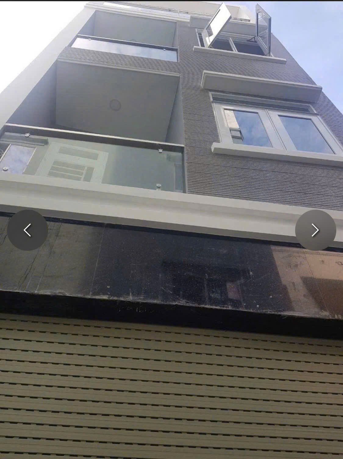 Nhà 4 tầng kiên cố, 11 phòng ngủ, 11 WC, mặt tiền 4m, 10.5 tỷ