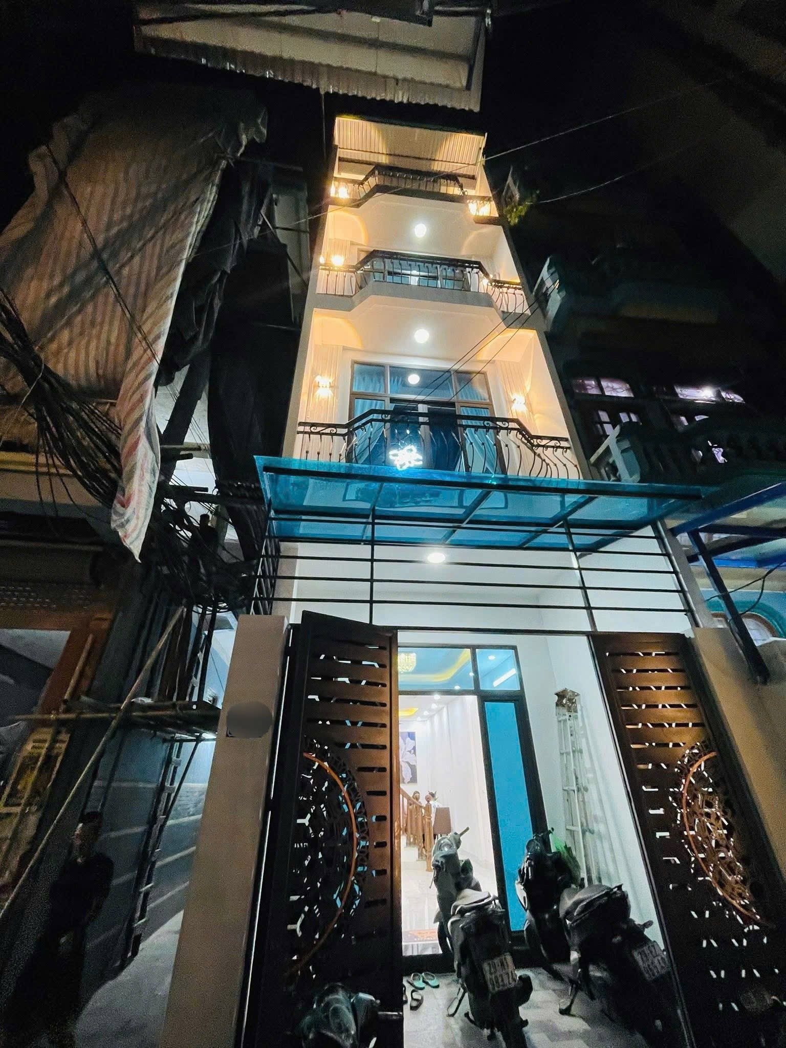 Nhà lô góc 4 tầng kinh doanh sầm uất, ngõ thông thoáng, 30m ra mặt phố Trường Chinh, Tây Sơn, Nguyễn Trãi - Sẵn nội thất