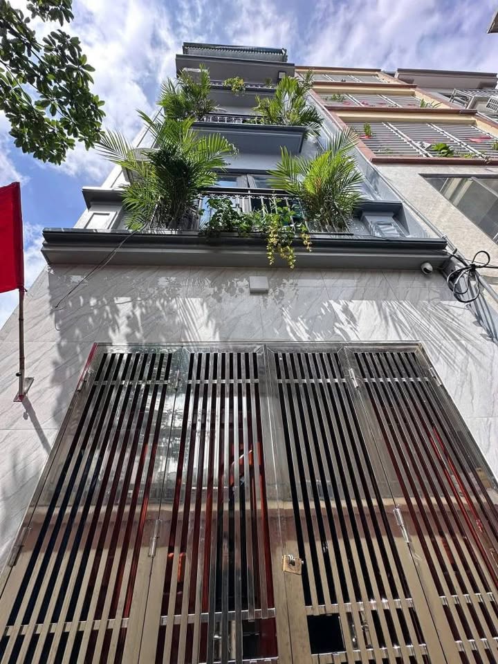 Tổ ấm an nhiên tại Phú Lương, Hà Đông, 5 tầng full nội thất, sẵn sàng đón bạn