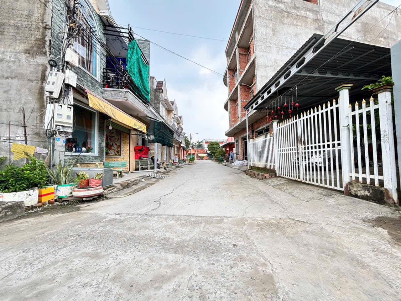 Thổ cư mặt tiền Chợ Đời, 5mx30,5m, 2,1 tỷ, kinh doanh đắc lợi