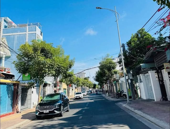 Chính chủ bán gấp nhà mặt tiền Mạc Đĩnh Chi, Vũng Tàu, giá sốc chỉ 15 tỷ