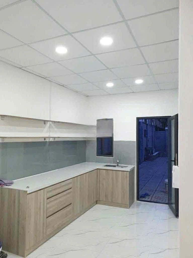 Nhà Thủ Đức 12 triệu/tháng, sân vườn chill chill