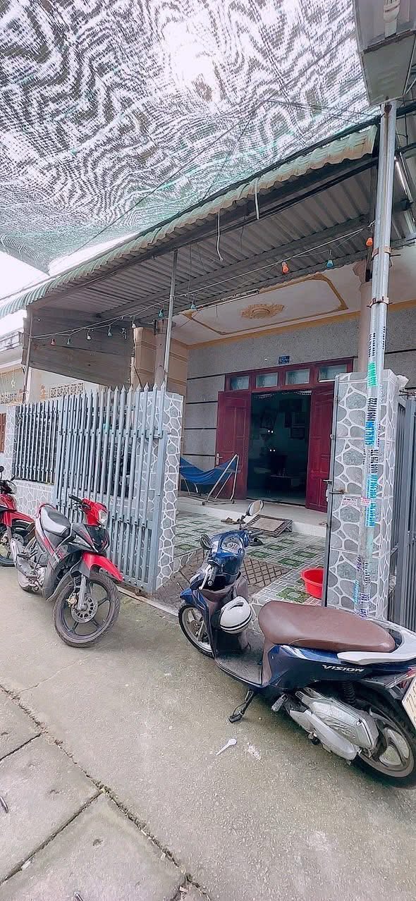 Nhà Phước Tỉnh 2,2 tỷ, ngang 6,9m, 3 phòng ngủ, đường xe hơi thông, sổ đỏ sang tên