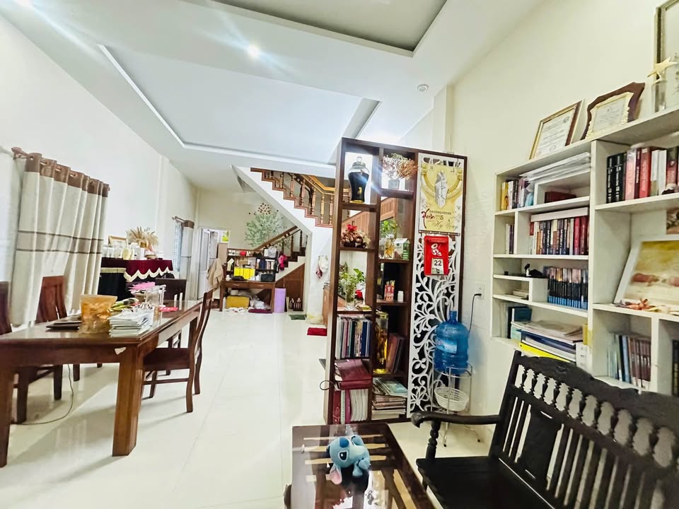 Nhà 3 ngủ kiệt Lê Ngô Cát 6 triệu/tháng, đủ đồ, sẵn ở