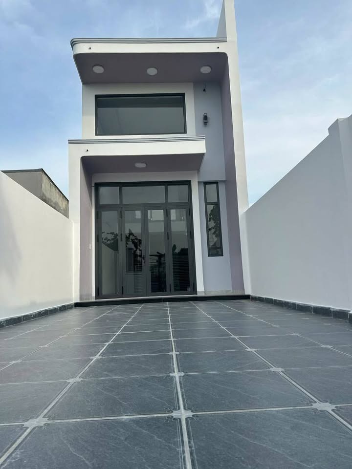 Bán nhà gác lửng khu A Vsip2 mở rộng, Vĩnh Tân, gần khu công nghiệp, giá 2.4 tỷ