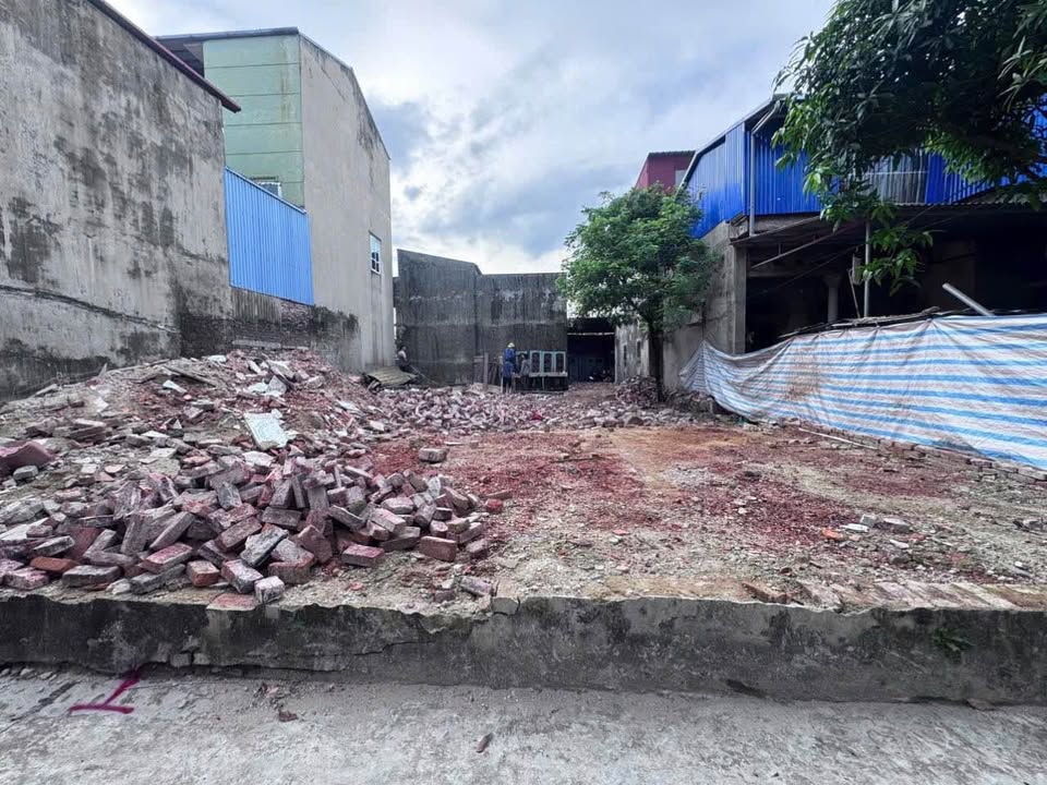 Bán đất Xuân Mai, 95.7m2, 60m2 thổ cư, 35.7m2 vườn, đường ô tô tránh