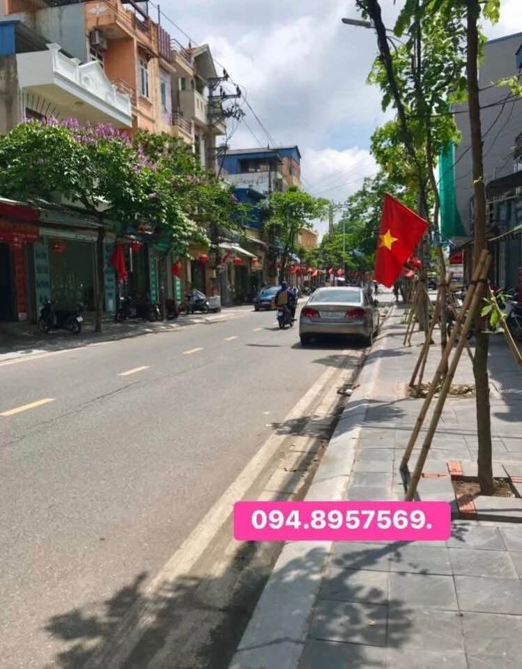 Nhà 3 tầng Trần Đăng Ninh, 52m2, mặt tiền 4,2m, giá hời như mơ