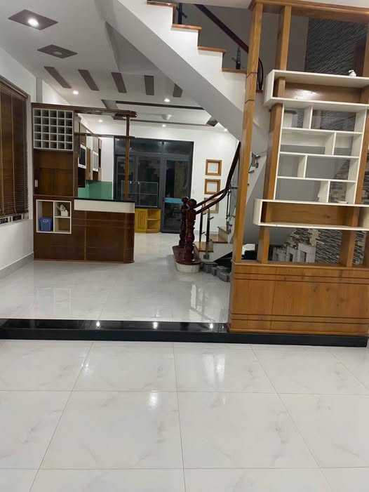 Biệt thự góc 2 mặt tiền Nguyễn Hữu Cảnh, 4 phòng ngủ, 13.8 tỷ, Vũng Tàu