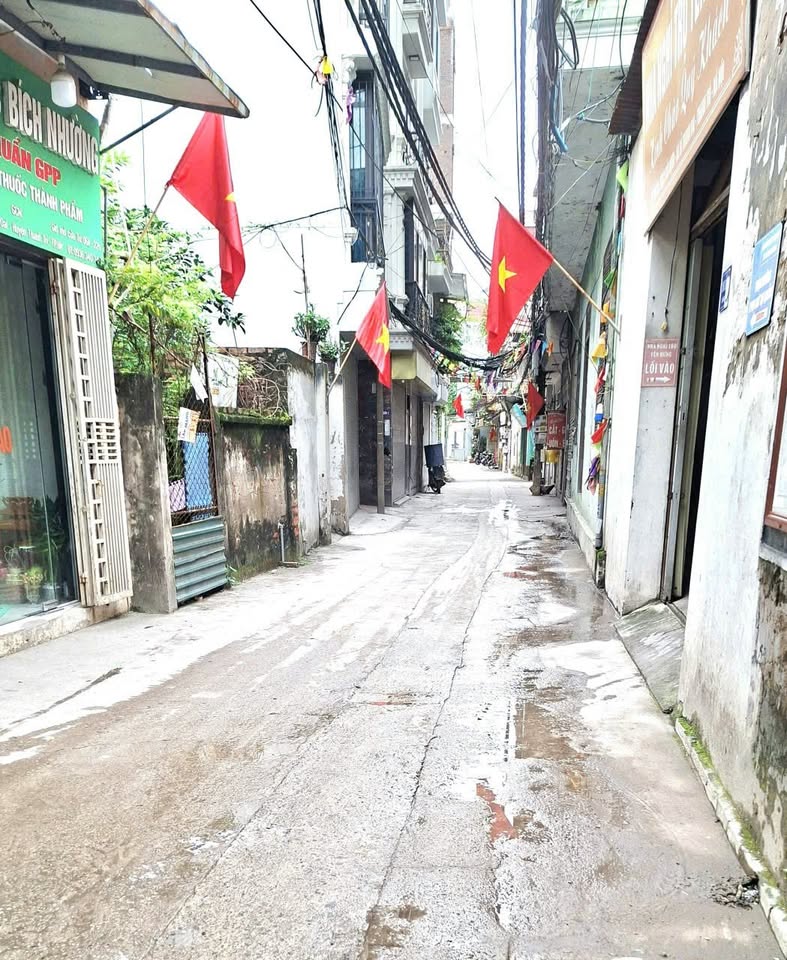 Nhà 6 tầng mới xây, gara ô tô, ngõ Cầu Bươu – Chốn an cư lý tưởng