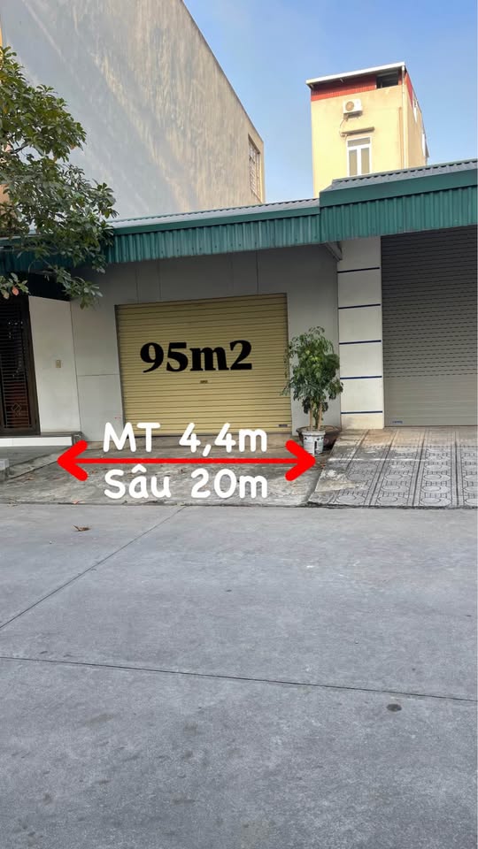 Đất vuông vắn, nở hậu tại trung tâm Việt Trì, gần chợ, trường học