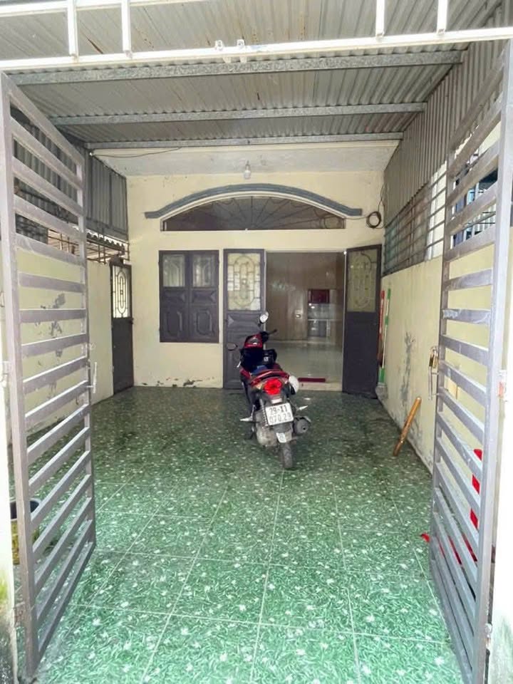 Nhà cấp 4, 70m2 hướng Đông, giá 1,75 tỷ, An Dương, Hải Phòng