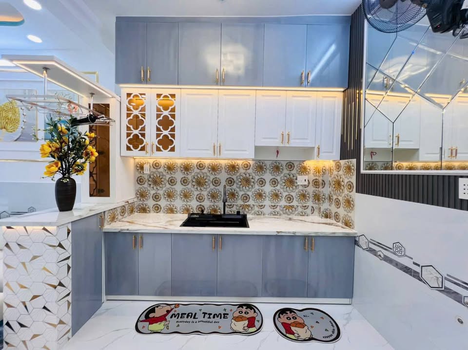 Chào mừng đến với ngôi nhà mặt tiền hẻm 2829 Huỳnh Tấn Phát, Nhà Bè