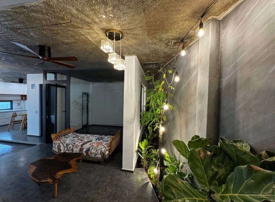 Nhà 2 tầng mới tinh, 3 phòng ngủ, 55m2, ngay trung tâm Huế, 2,5 tỷ có thương lượng