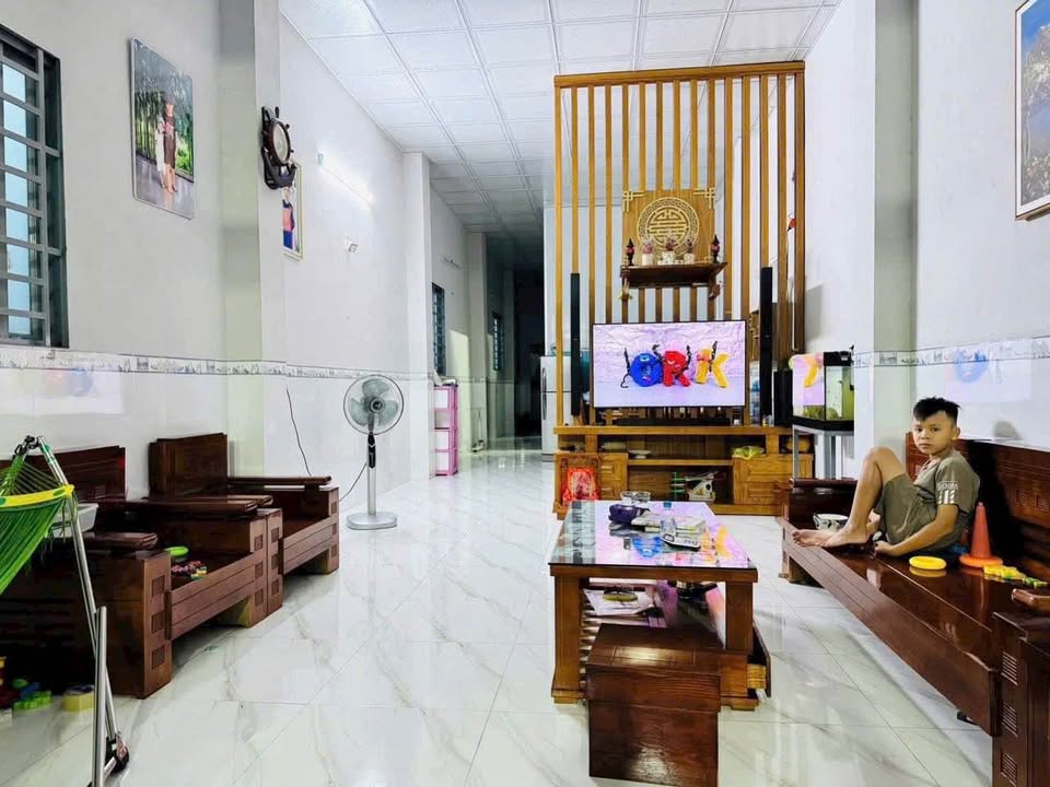 Siêu phẩm nhà cấp 4 đẹp sạch tại khu dân cư khu phố 5, sát trường C2 Long Bình