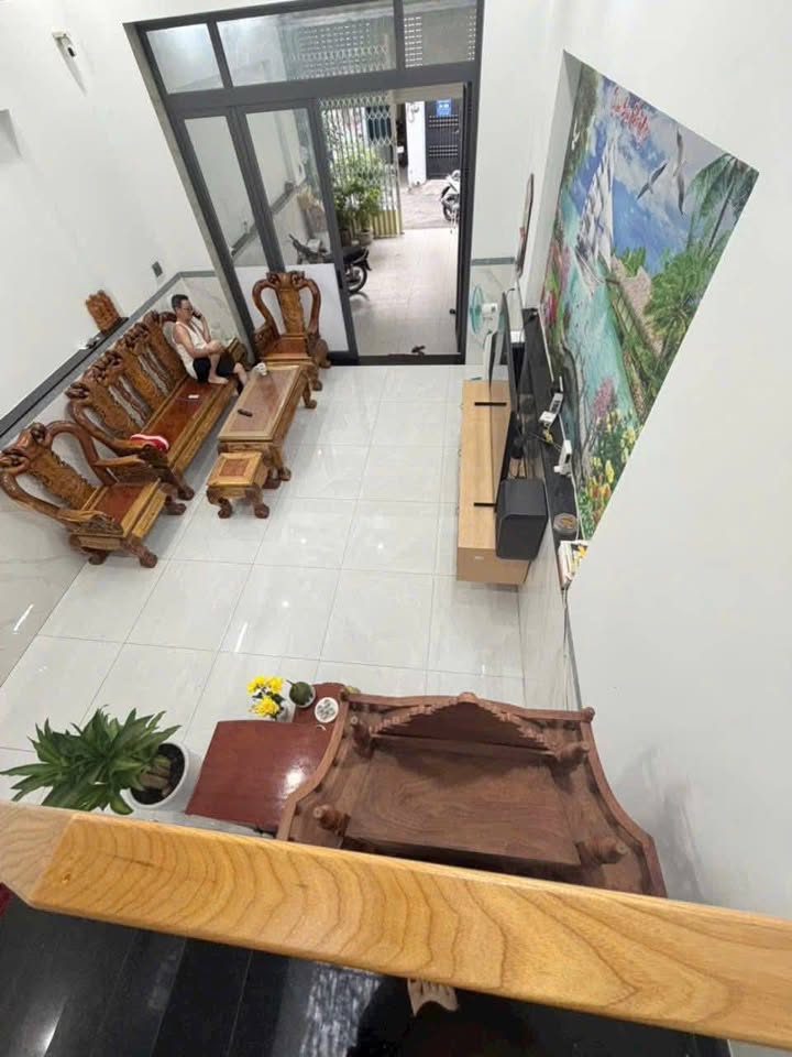 Bán nhà trệt lầu đẹp tại khu phố 1 Chợ Điều, Long Bình, Đồng Nai