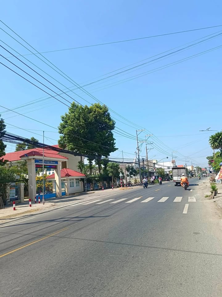 Cần bán nền đất tại khu vực chợ Châu Phú, thị trấn Vĩnh Thạnh Trung