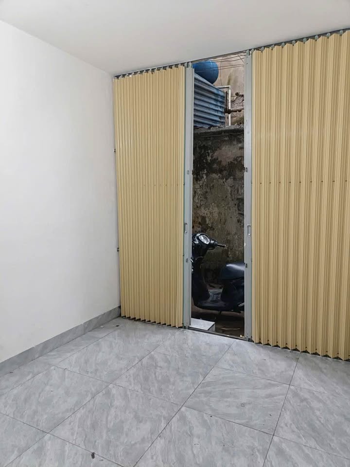 Nhà 1.5 tầng giá mềm, 2 phòng ngủ, sẵn nội thất, 24m2, 790 triệu