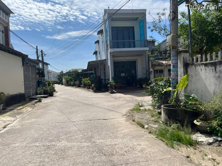 Bán gấp nhà mặt tiền chợ Thạnh Mỹ kinh doanh bùng nổ, giá sốc chỉ 1,55 tỷ