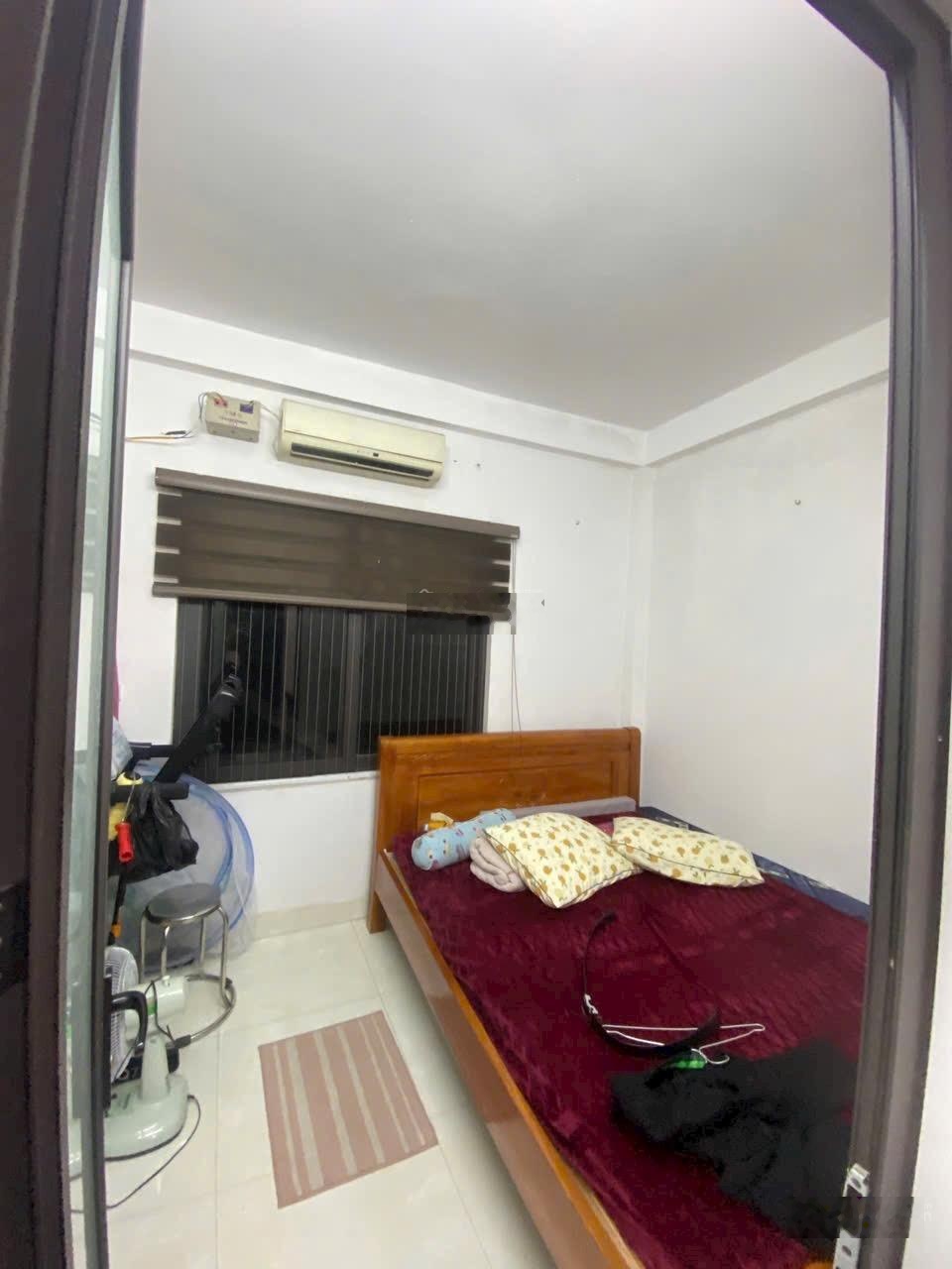 Bán nhà riêng tại Đông La, 3,4 tỷ, 33 m2, giá tốt cho gia đình