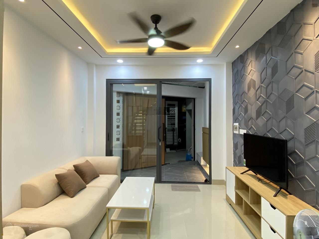 Siêu phẩm view triệu đô giáp sân bay khu nguyễn văn công bv175 hẻm thông nhỉnh 4d