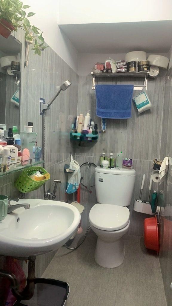 PVT/nhỉnh 5tyxxx - nhà 4 tầng bề ngang 6m xe hơi đỗ cửa sát mặt tiền chính - LH 0708649022 Ms Vân