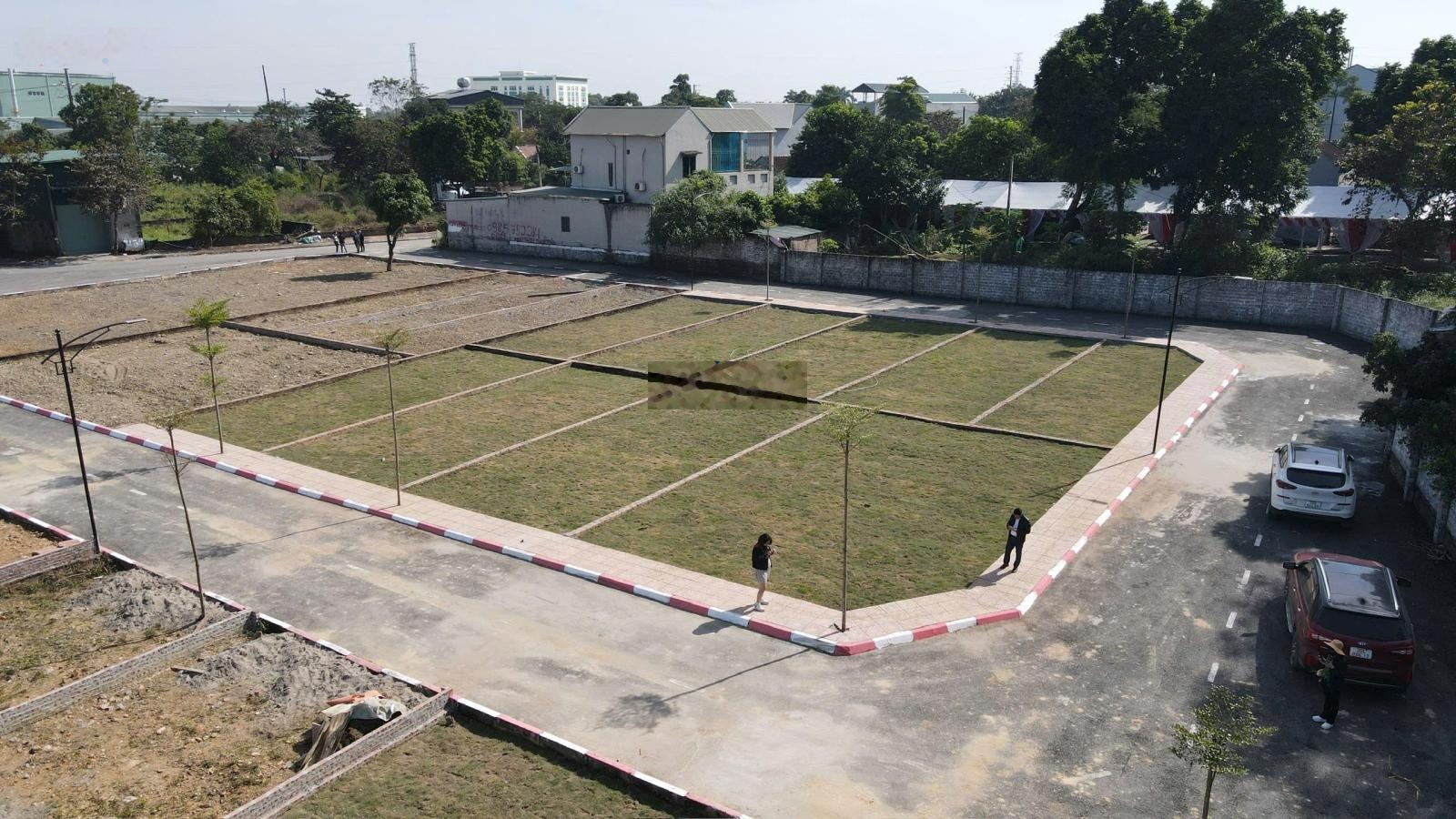 Cần bán 100m2 đất 0ĐT giá nhỉnh 1 tỷ gần đường quy hoạch 30m, sắn sổ , xây ngay 5 tầng