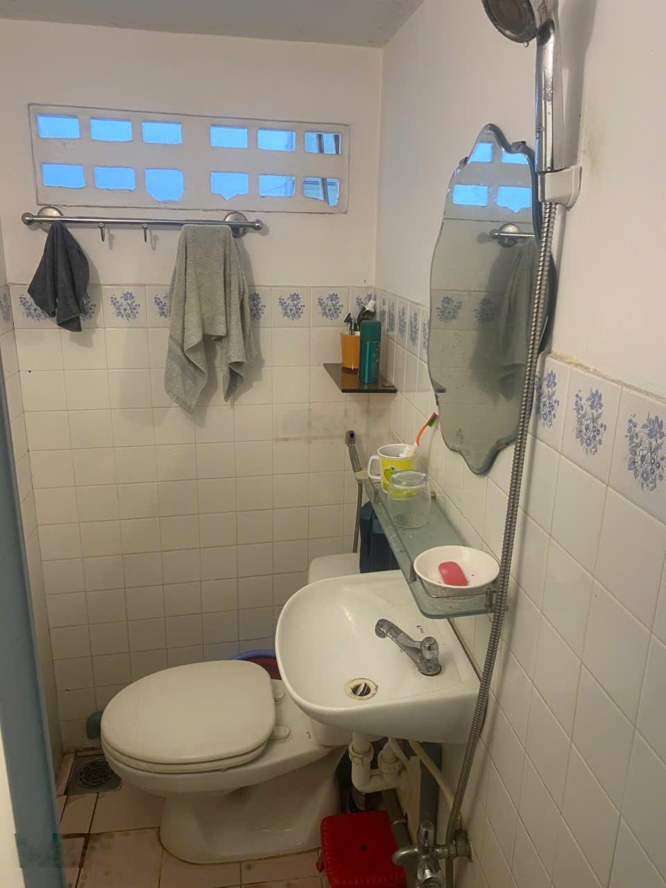 Nhà HXH Bùi Đình Túy Bình Thạnh, diện tích 33m2, 2 tầng