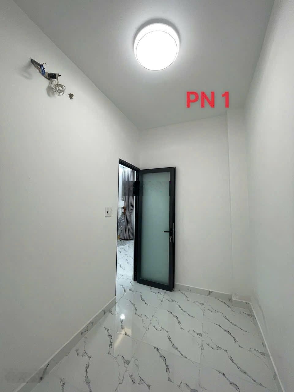 Bán nhà sổ riêng Quốc lộ 50 sổ Hồng riêng gần chợ Phú Lạc