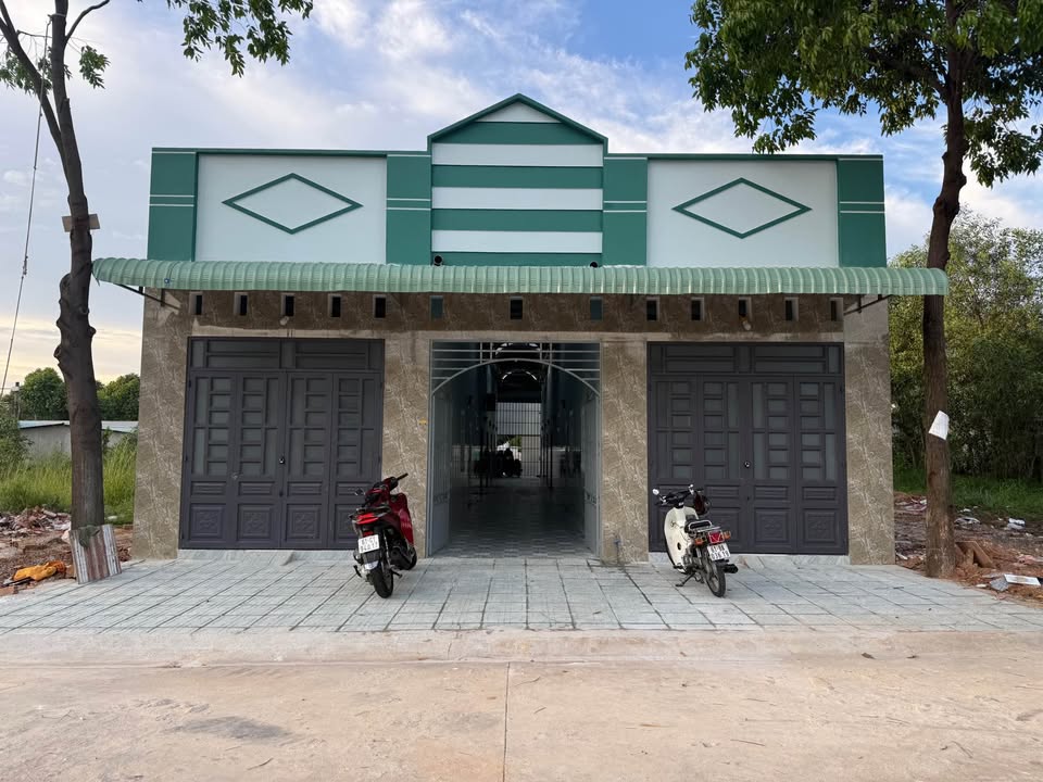 Cần bán cặp nhà trọ tại khu J, Mỹ Phước 3, Bến Cát, Bình Dương
