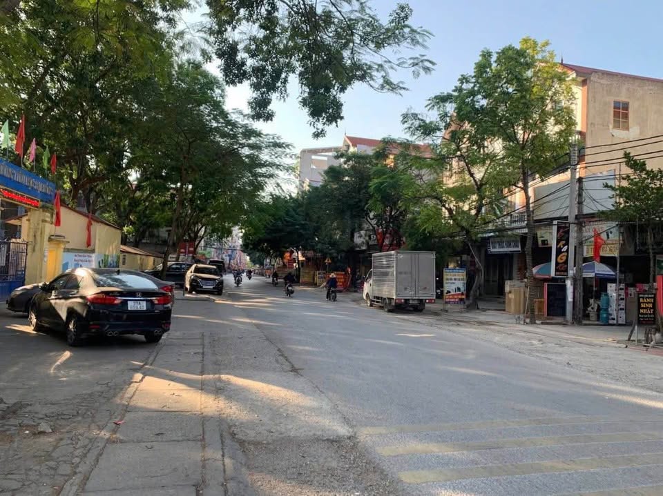 Bán đất vuông vắn 90m2, mặt tiền 5,5m tại ngã tư Đại Thượng, Bắc Ninh