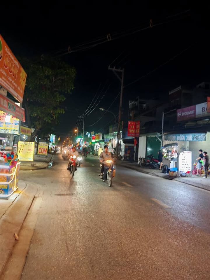 Nhà 4 tầng mới cứng, hẻm như mặt tiền, 5x18m, Nguyễn Thị Sóc, Bình Chánh - 7.3 tỷ