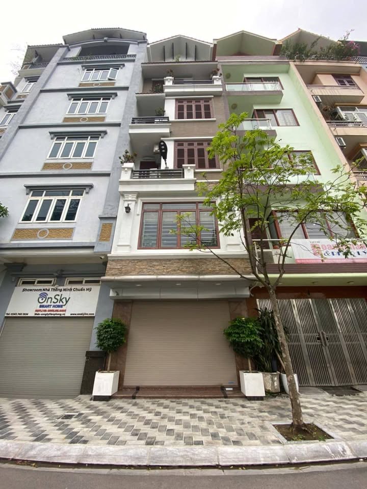 Bán nhà Cầu Giấy 45m2, 5 tầng, mặt tiền 4m, cơn sốt 18,5 tỷ