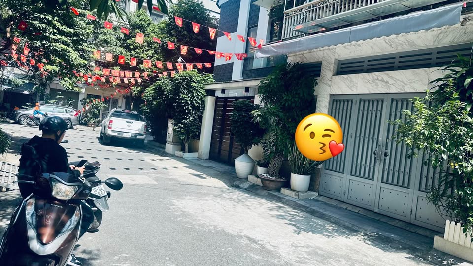 Biệt thự Starlake 70m2 - gara ô tô, 4 xe tránh, tương lai trung tâm hành chính