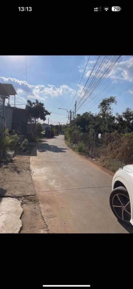 Mảnh đất Suối Chồn Bảo vinh, tọa lạc tại khu dân cư yên bình, mang đến cơ hội đầu tư và an cư lý tưởng