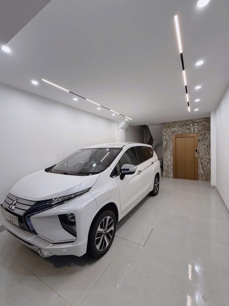 Nhà 7 tầng thang máy, 44m² mặt tiền 4m tại Ngọc Thụy, Long Biên - Cơ hội đầu tư sinh lời