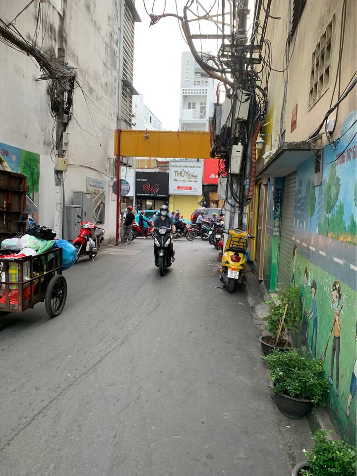 Siêu phẩm nhà mặt tiền khu vực Phan Đình Phùng, Phú Nhuận đã sẵn sàng chào đón chủ nhân mới