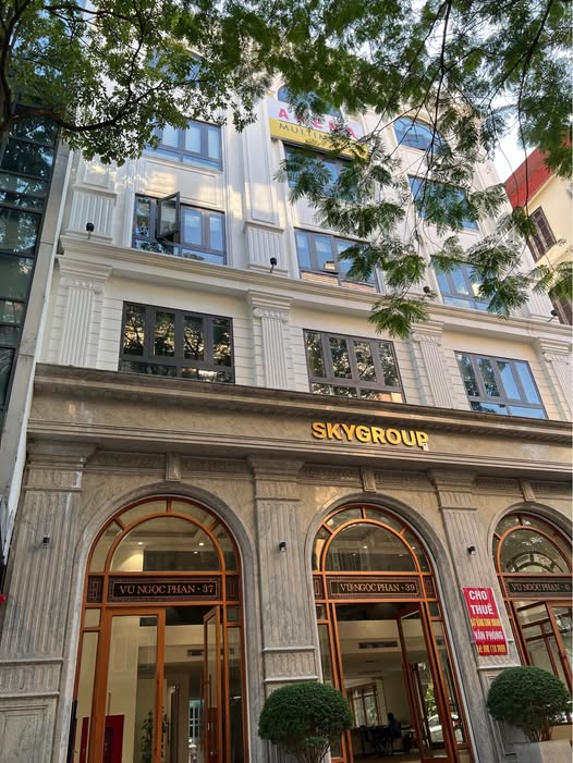 Bán nhà mặt phố kinh doanh sầm uất, vỉa hè rộng tại Nam Từ Liêm, Hà Nội, mặt tiền 6.2m