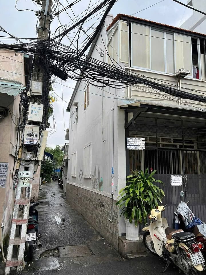 Mở ra cánh cửa đến một cuộc sống tiện nghi và thịnh vượng với căn nhà tọa lạc tại Dương Bá Trạc