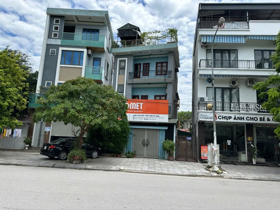 Nhà trục chính Dương Đình Nghệ - Kinh doanh cực đẹp, chỉ hơn 3 tỷ
