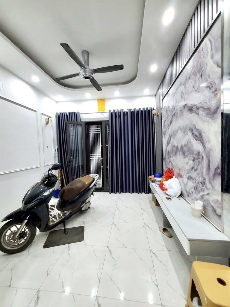 Nhà Xã Đàn 25m2, 4 tầng, giá nhỉnh 3 tỷ, sổ đỏ đẹp, 50m ra phố