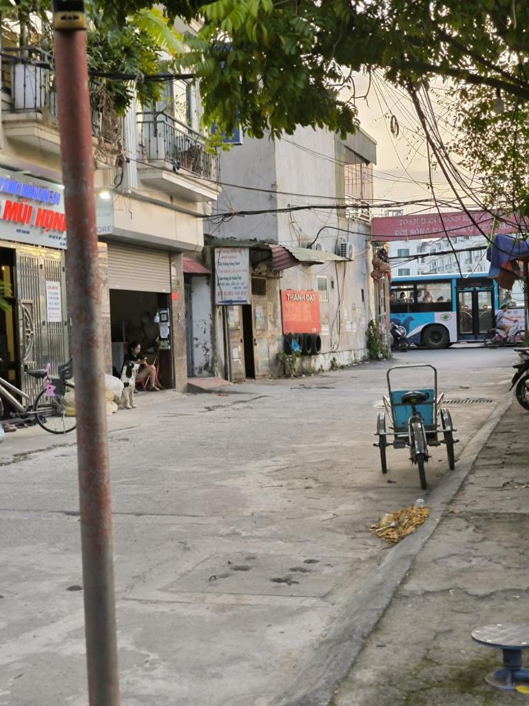 Nhà 5 tầng 40m2, ô tô tránh, kinh doanh tốt, giá chỉ 10 tỷ nhỉnh