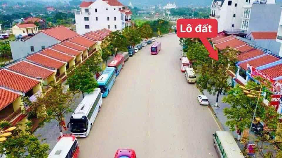 Siêu phẩm đất vàng 2 mặt tiền ngay cổng khu du lịch Tây Thiên - trung tâm khu nghỉ dưỡng Tam Đảo 2