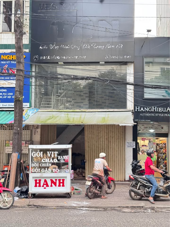 Siêu phẩm nhà mặt tiền Lê Hồng Phong, ngay ngã tư sầm uất Quang Trung