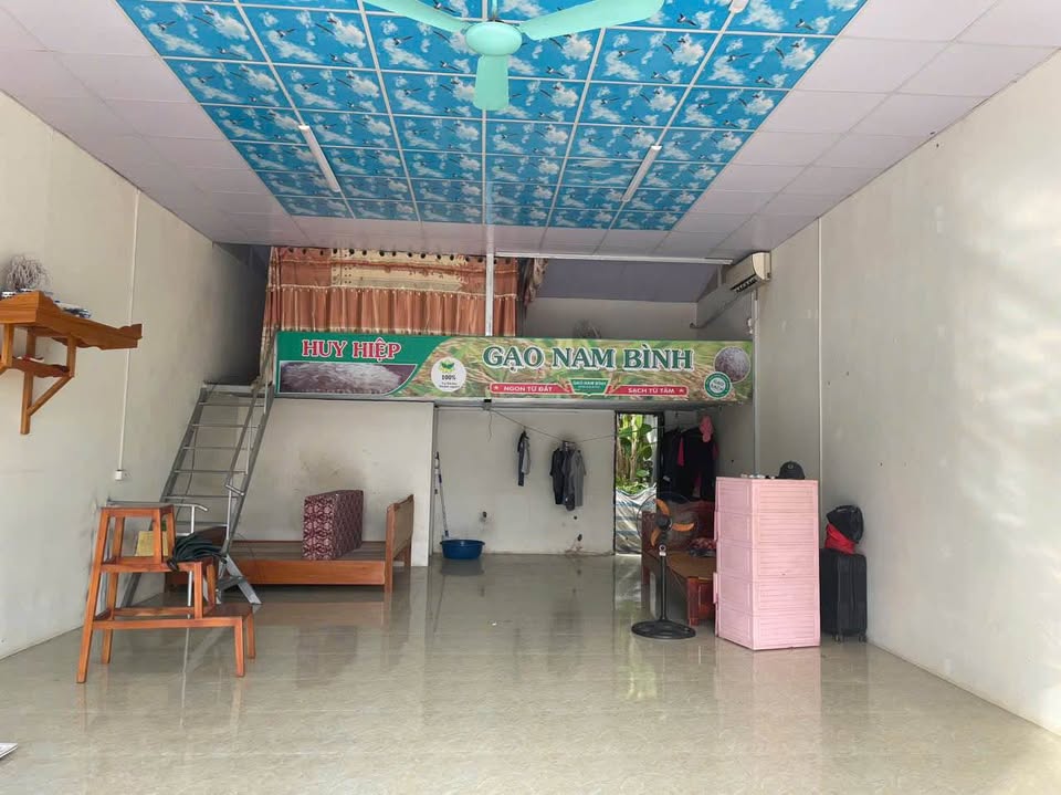 Cơ hội vàng sở hữu ngay căn nhà siêu đẹp, vị trí đắc địa tại ngã 4 chợ B6, đường Tùng Tung